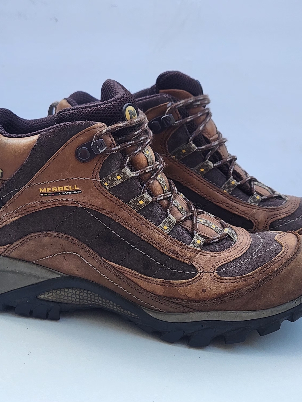 Merrell Brown and Dark Brown Women's Hiking Trail Shoes 8 Waterproof